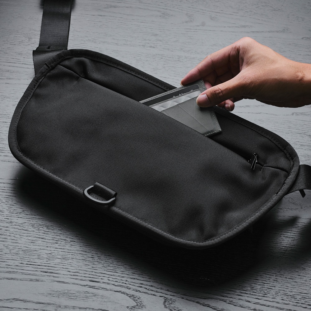 BRAVO SLINGMINI V2 AXOFLUX | SLING & SHOULDER | 【公式】ALPAKA