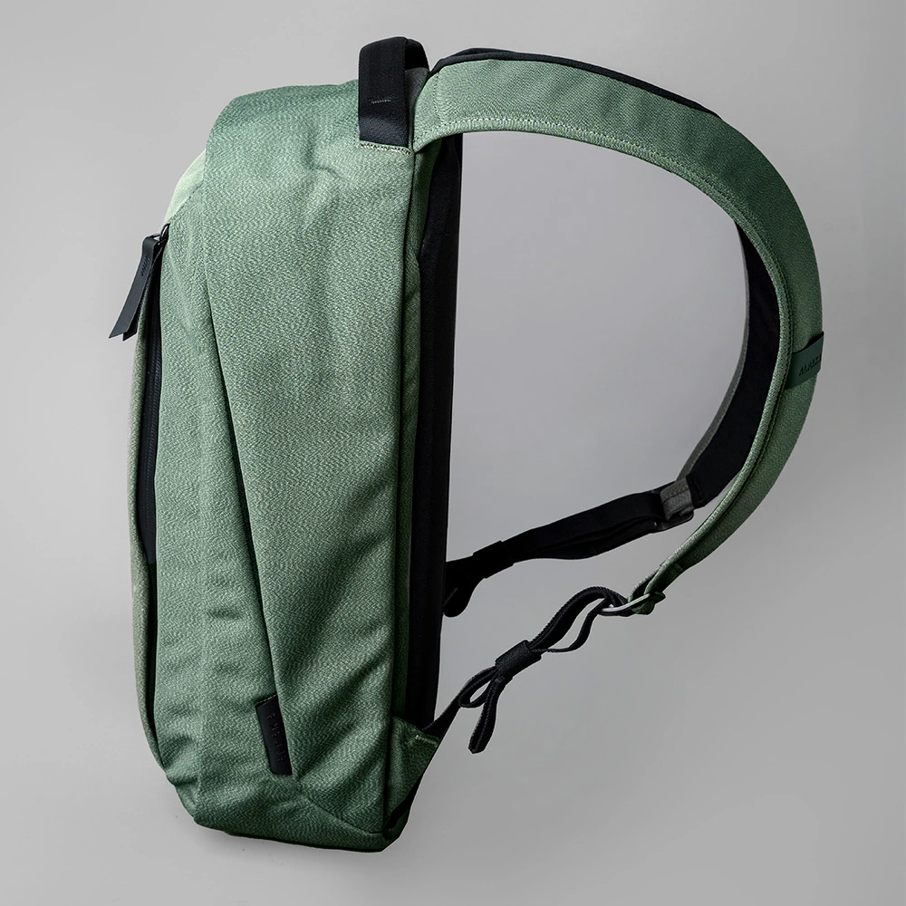 バックパック METRO BACKPACK リュックサック 12L リュック