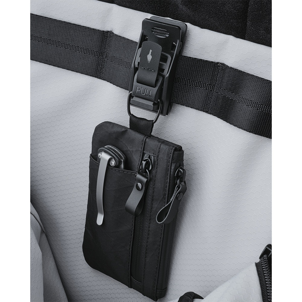 あるぱか ZIP CARDHOLDER X-PAC | ACCESSORIES | 【公式】ALPAKA (アルパカ)