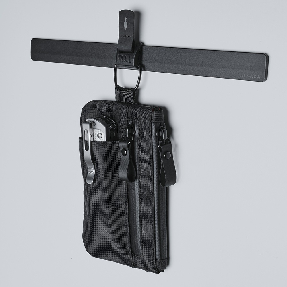 あるぱか ZIP CARDHOLDER X-PAC | ACCESSORIES | 【公式】ALPAKA (アルパカ)