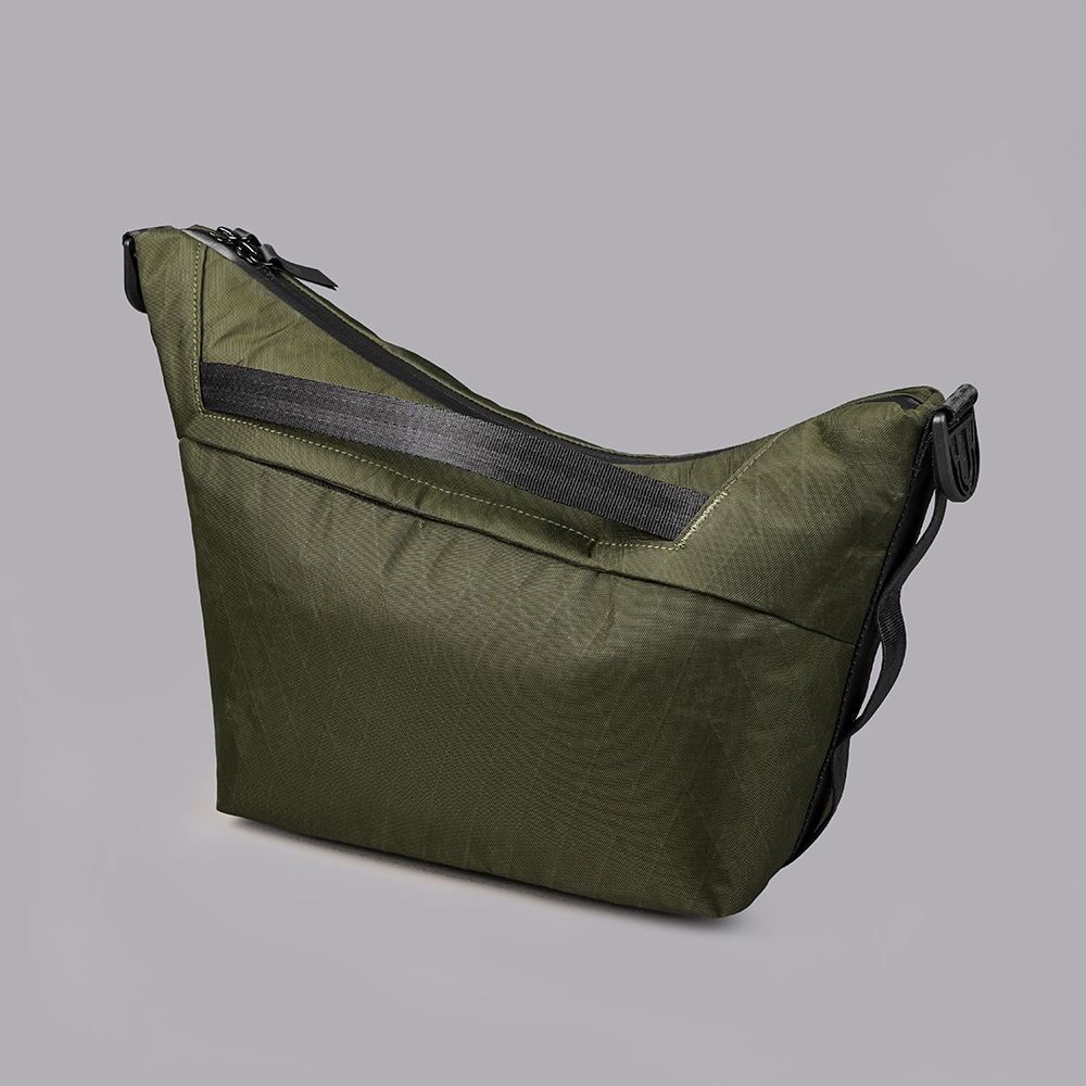新政 四合瓶入れバック FLOW SATCHEL X-PAC (4L) | SLING & SHOULDER | 【公式】ALPAKA (アルパカ)
