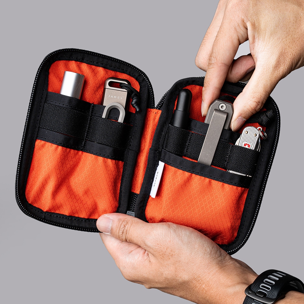 ALPAKA　Hub Pouch ポーチ と日本未販売HUBカラビナのセット 楽天市場】【日本正規代理店】Hub Pouch ポーチ 0.3L