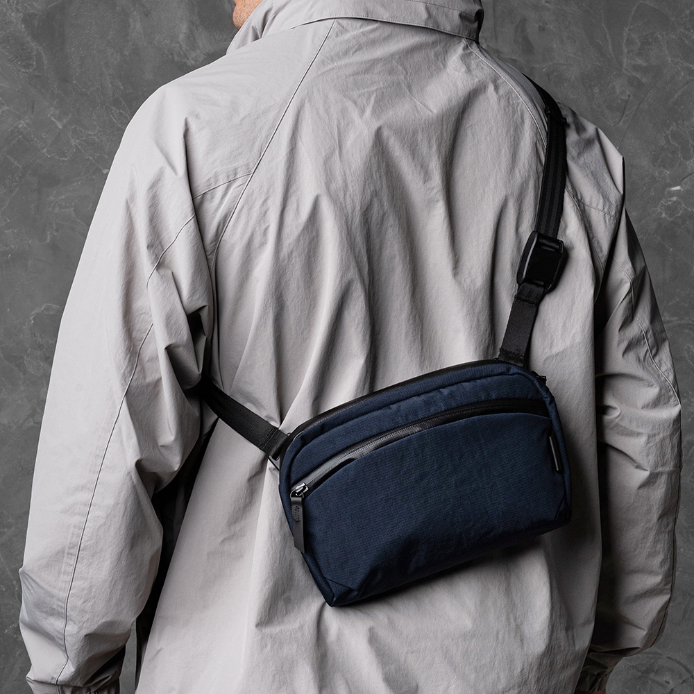 ALPAKA FLIGHT SLING JAPAN EDITION アルパカ 楽天市場】【公式】日本先行発売 数量限定 FLIGHT SLING 2L