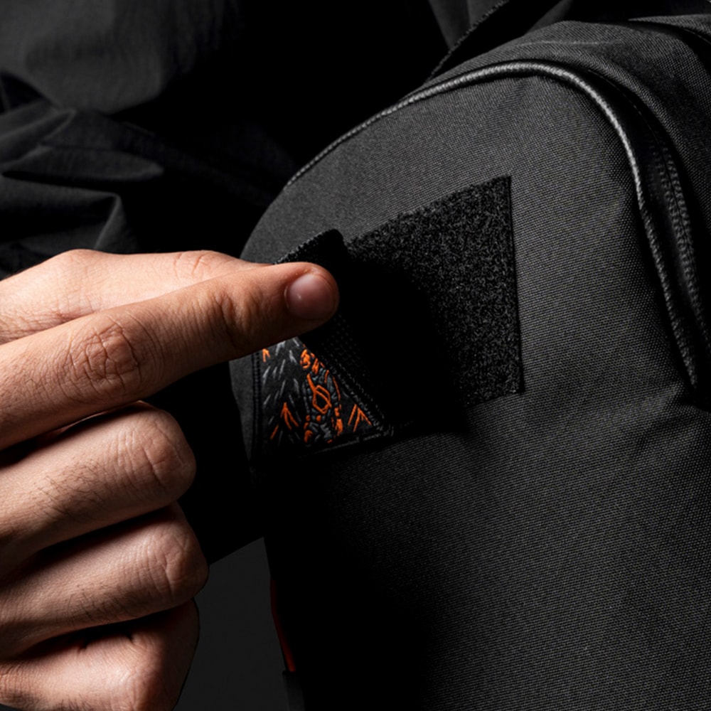 METRO SLING MAX 9TH ANNIVERSARY EDITION | 9TH ANNIVERSARY EDITION