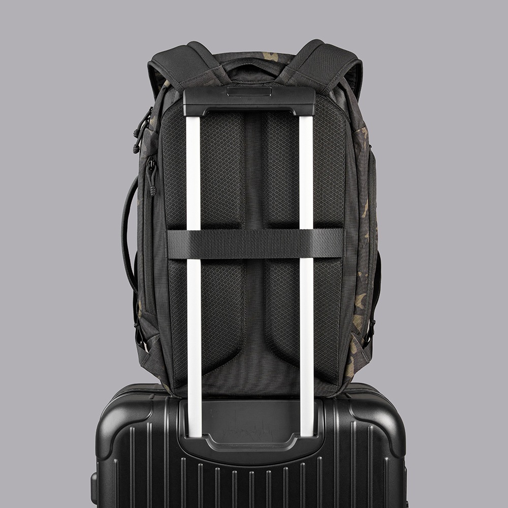 アルバ様⁂ TRAVERSE BACKPACK X-PAC （30L） MULTICAM BLACK | BACKPACKS