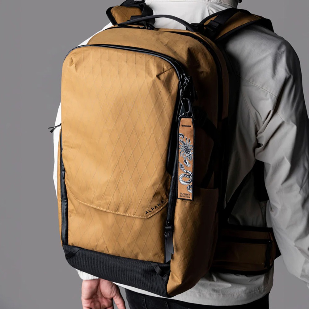 ALPAKA アルパカ ELEMENTS TRAVEL BACKPACK 35L Alpaka Elements Travel Backpack 35L