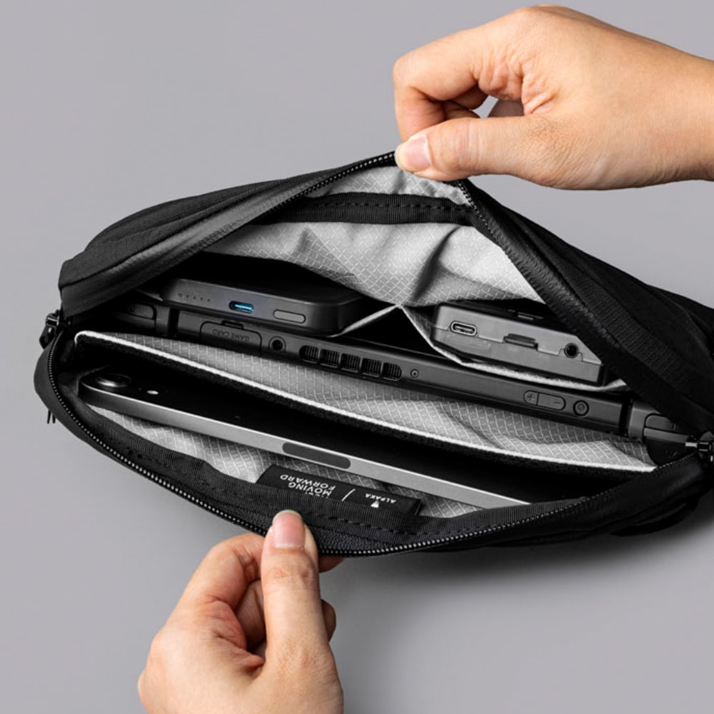 FLIGHT SLING | SLING & SHOULDER | 【公式】ALPAKA (アルパカ)