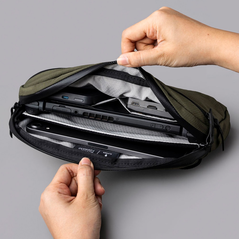 FLIGHT SLING | SLING & SHOULDER | 【公式】ALPAKA (アルパカ)