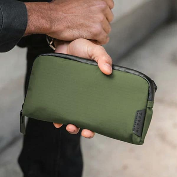 FLIGHT POUCH | SLING & SHOULDER | 【公式】ALPAKA (アルパカ)