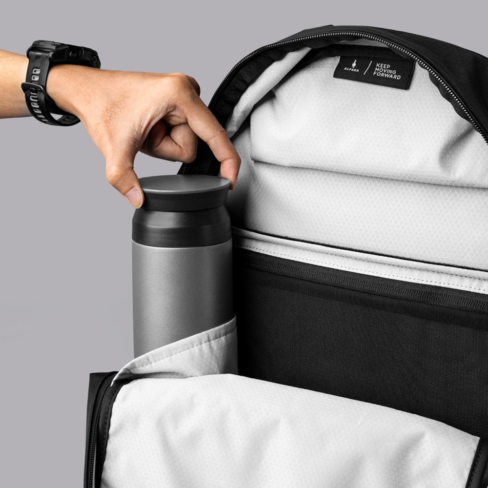 AERO PACK | BACKPACKS | 【公式】ALPAKA (アルパカ)