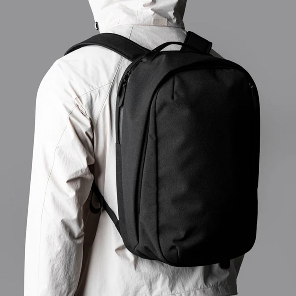 METRO BACKPACK PRO | BACKPACKS | 【公式】ALPAKA (アルパカ)