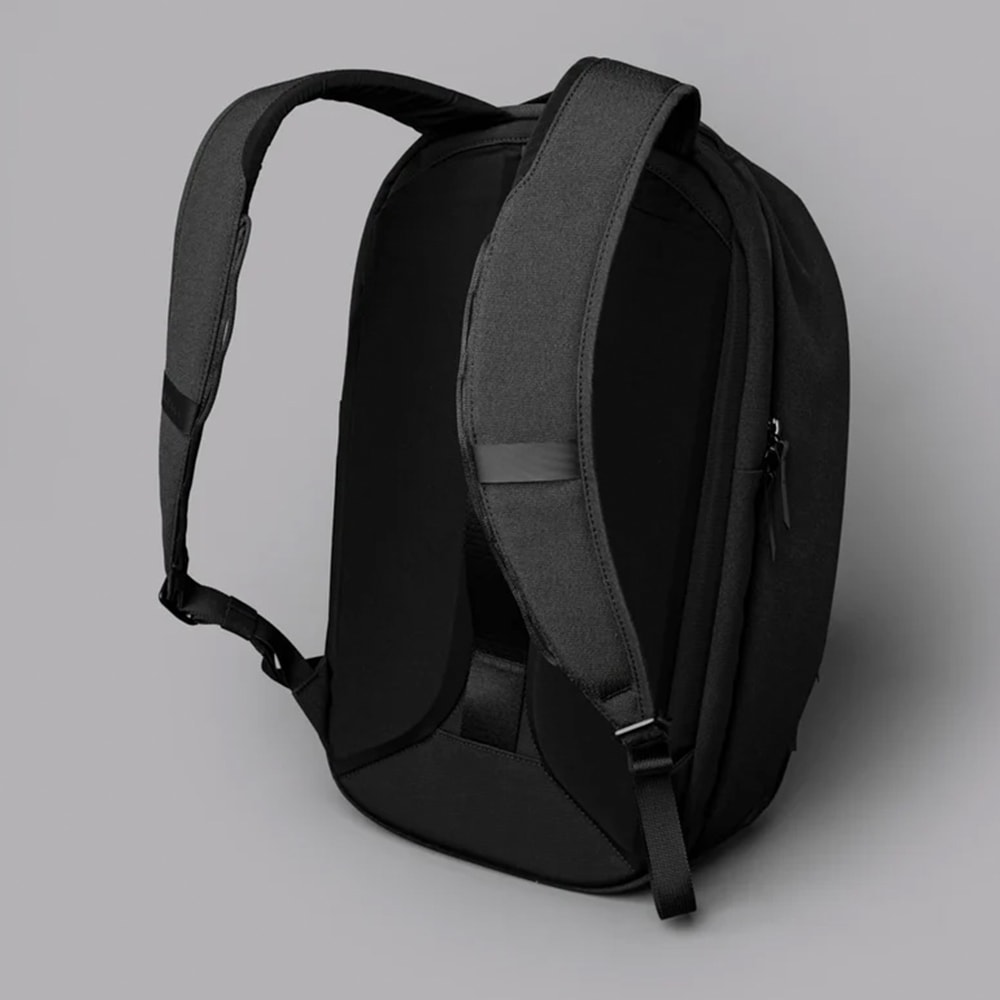 METRO BACKPACK PRO | BACKPACKS | 【公式】ALPAKA (アルパカ)