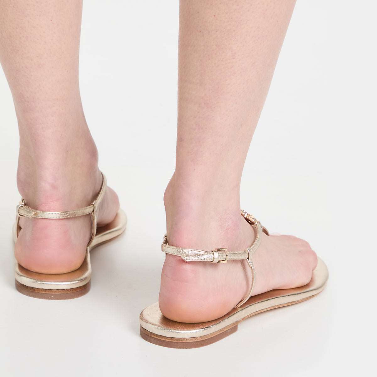 トリーバーチ サンダル レディース ぺたんこ つっかけ 歩きやすい ブランド おしゃれ 大きいサイズあり Tory Burch