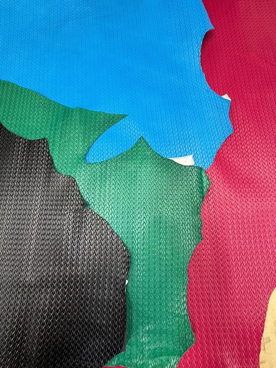 イタリアンレザー　お値打ち品　税込＋送料込