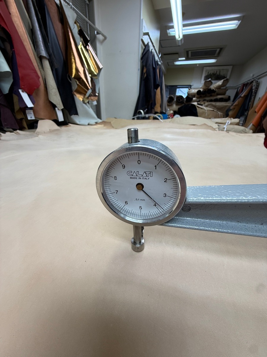 極厚3.5mmヌメ生成　B級　特価セール品第三弾　税込＋送料込