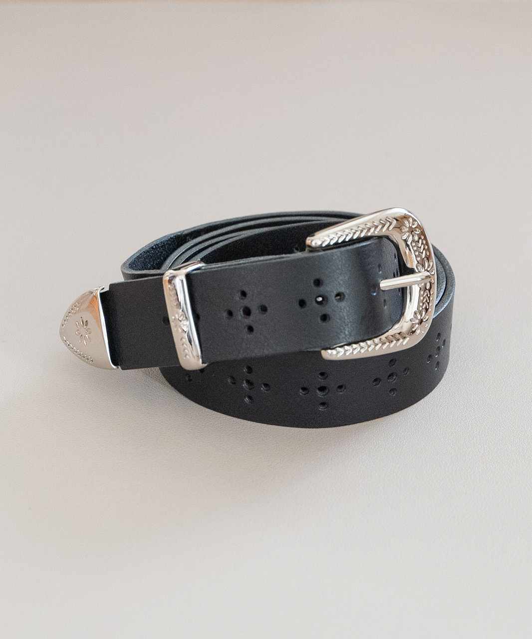 IROQUOIS,イロコイ】 MEDALLION BELT（876108）（3色