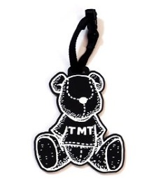 【TMT】LOGO SILICON NAME PLATE / BLACK（TACF2304）(キーホルダー/アクセサリー/24SS)