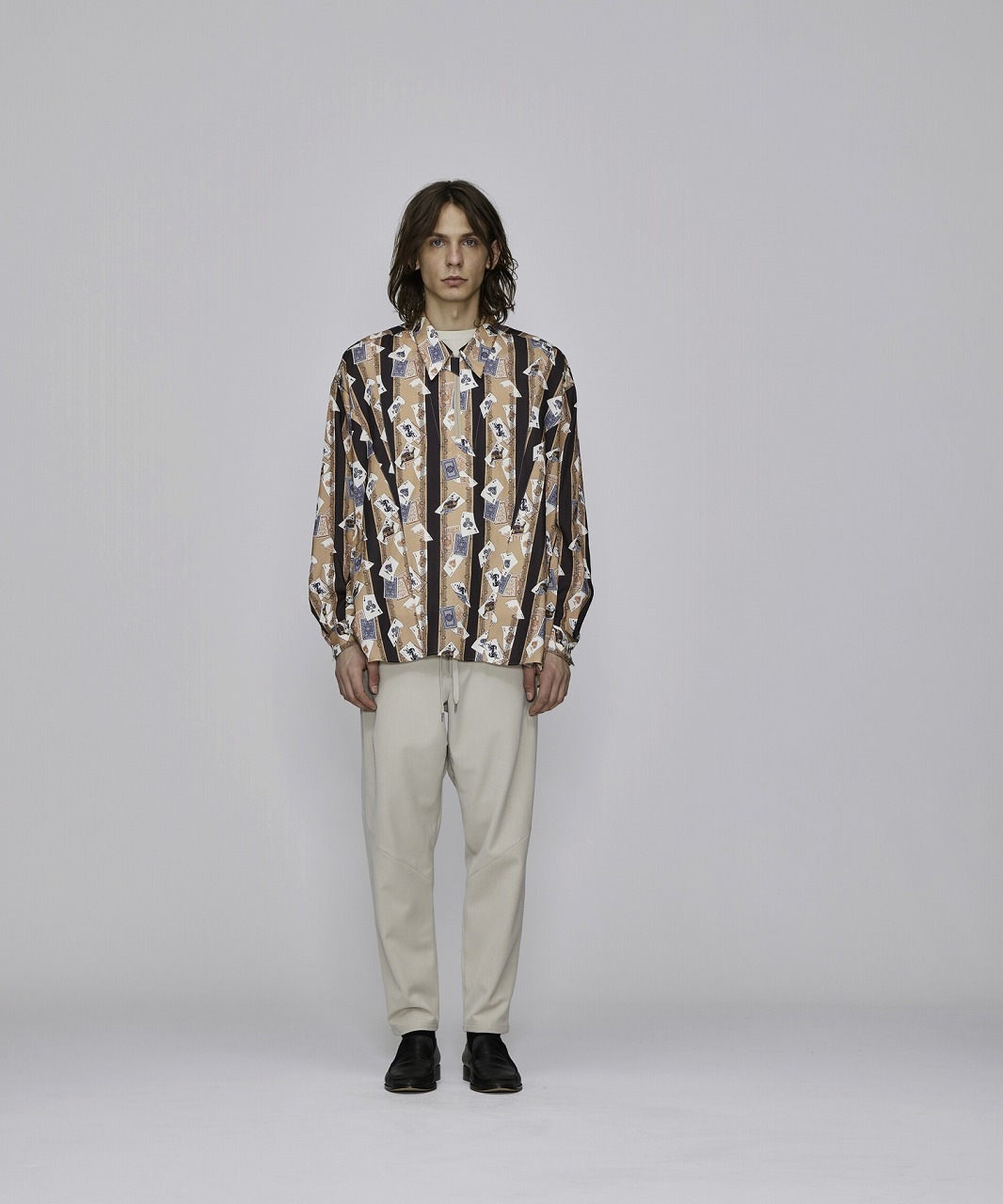 出回り極少レア！ イロコイ Iroquois ブルゾン 平野紫耀くん 着用 ☆【POINT2倍】【IROQUOIS,イロコイ】CARDS HALF ZIP SH（377207