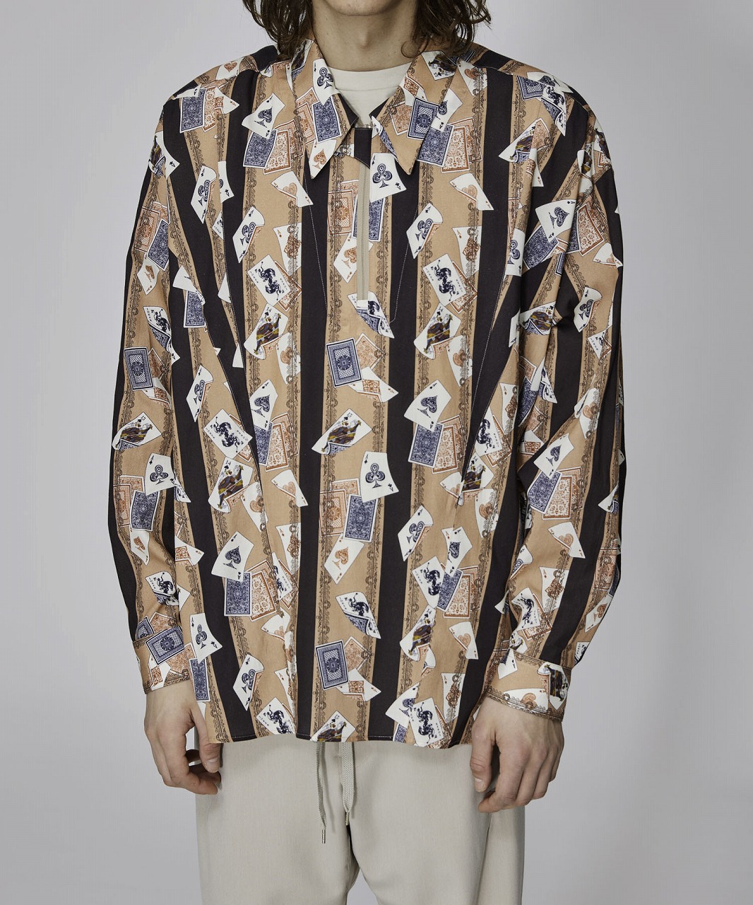 出回り極少レア！ イロコイ Iroquois ブルゾン 平野紫耀くん 着用 ☆【POINT2倍】【IROQUOIS,イロコイ】CARDS HALF ZIP SH（377207