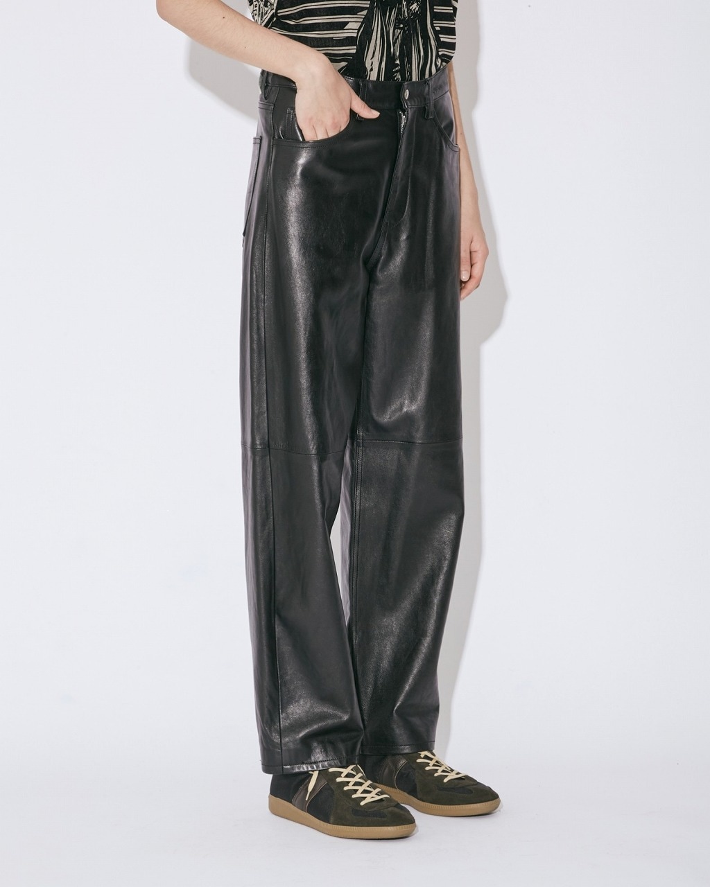 beautiful peopleビューティフルピープル レザーパンツ black 正規取扱店】beautiful people vintage leather cropped pants