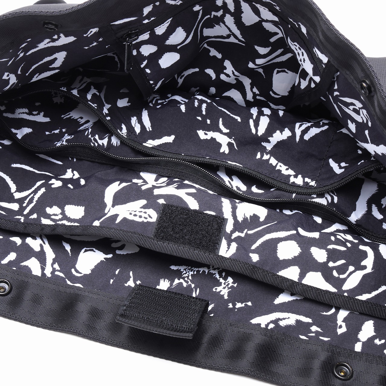 CHROME NEWSPAPER SM BAG アレキサンダーリーチャン Alexander Lee Chang アレキサンダーリーチャン × CHROME