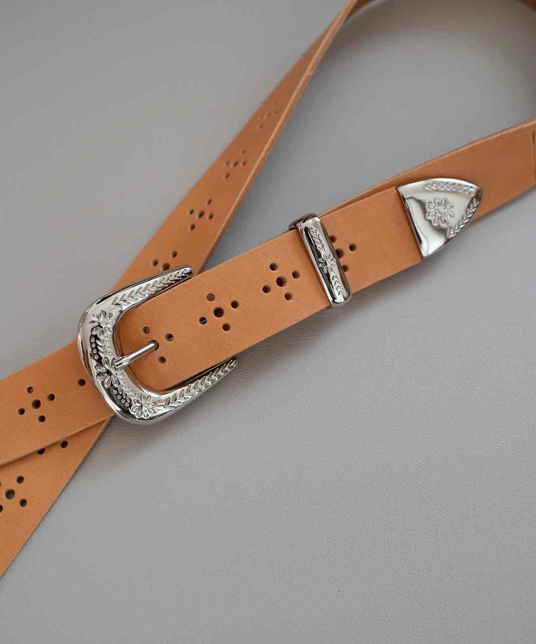 IROQUOIS,イロコイ】 MEDALLION BELT（876108）（3色