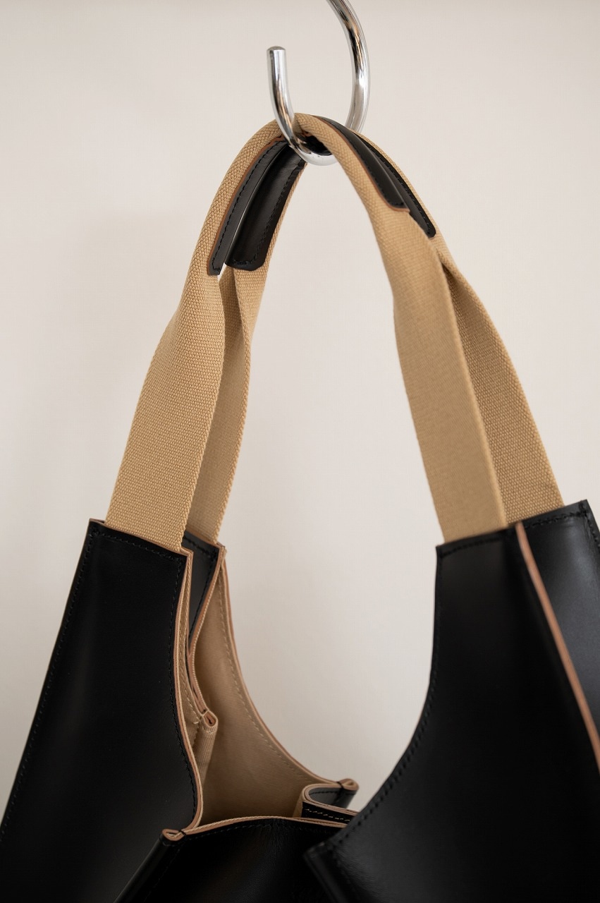 Rich I リッチアイ CIRCLE LEATHER BAG Rich I / CIRCLE [LEATHER BAG] | AVET