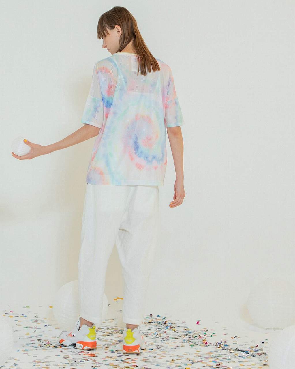 最終価格 STOF リネンウタゲエンブロイパンツ 刺繍 ストフ テーパード 白 STOFストフ】 Linen UTAGE Embroi Pants (SF24SS-12)(2色） | すべての