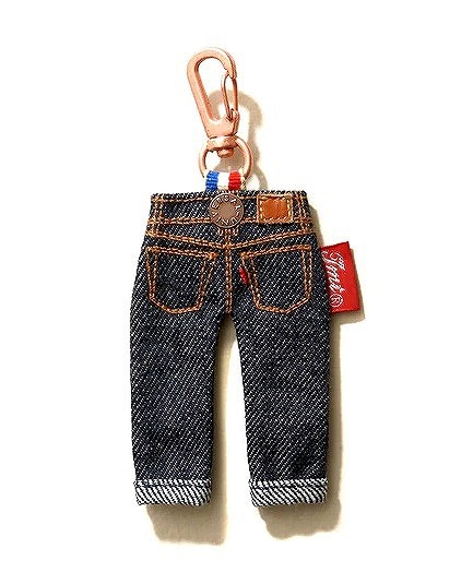 新品未開封未使用TMT デニムセットアップキーホルダー、キムタク 新品未開封未使用TMT デニムセットアップキーホルダー、キムタク