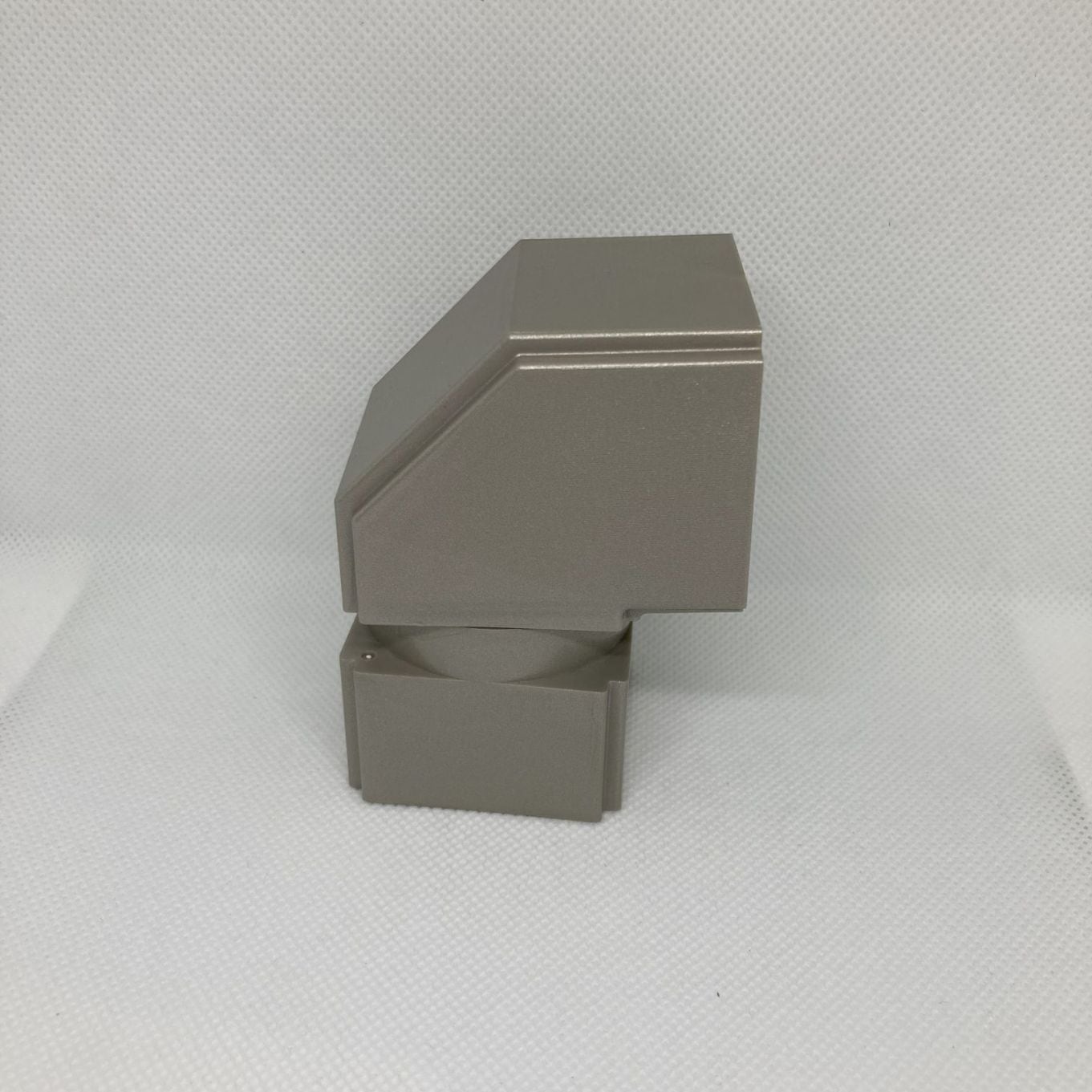 エスロン ターンエルボ87°UST42 シルバーメタリック | エスロン(積水化学工業),たてとい,ユニシェイプ UST42,シルバー ...