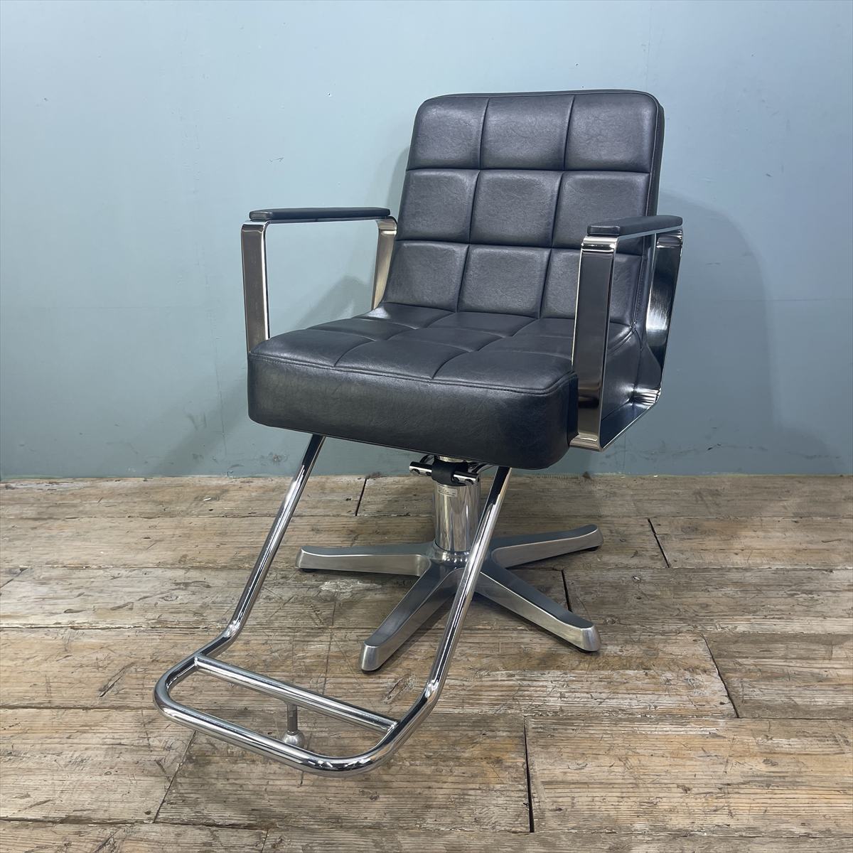 最終値下げ　美容室　セット面　椅子　セット　中古 StylingChairs CHOCO（チョコ） | セットイス,セット椅子（中古