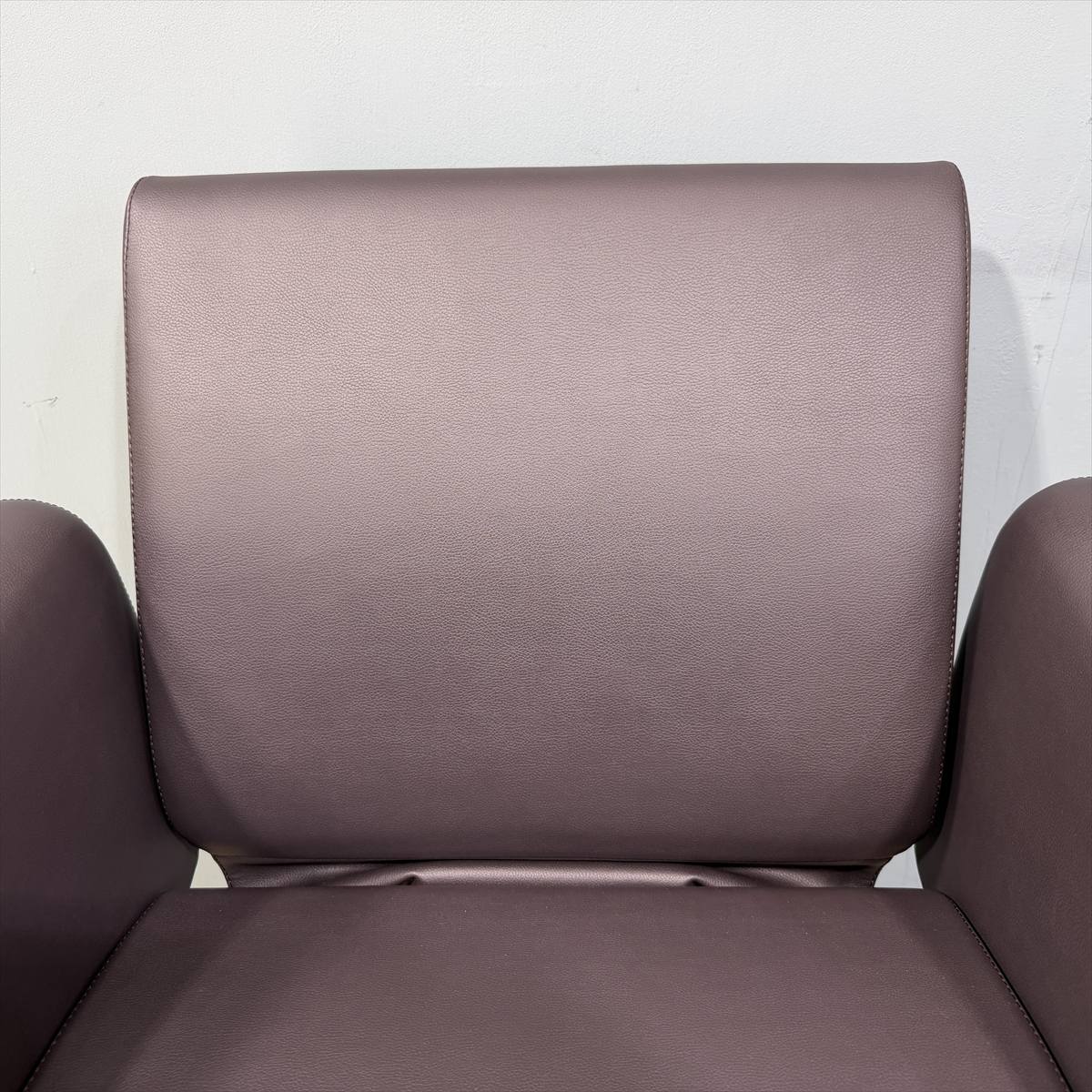 Alvin Sofa�ʥ���ӥ󥽥ե����˥�å��쥹��Ϣư