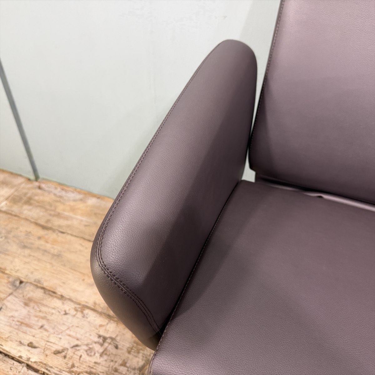Alvin Sofa�ʥ���ӥ󥽥ե����˥�å��쥹��Ϣư