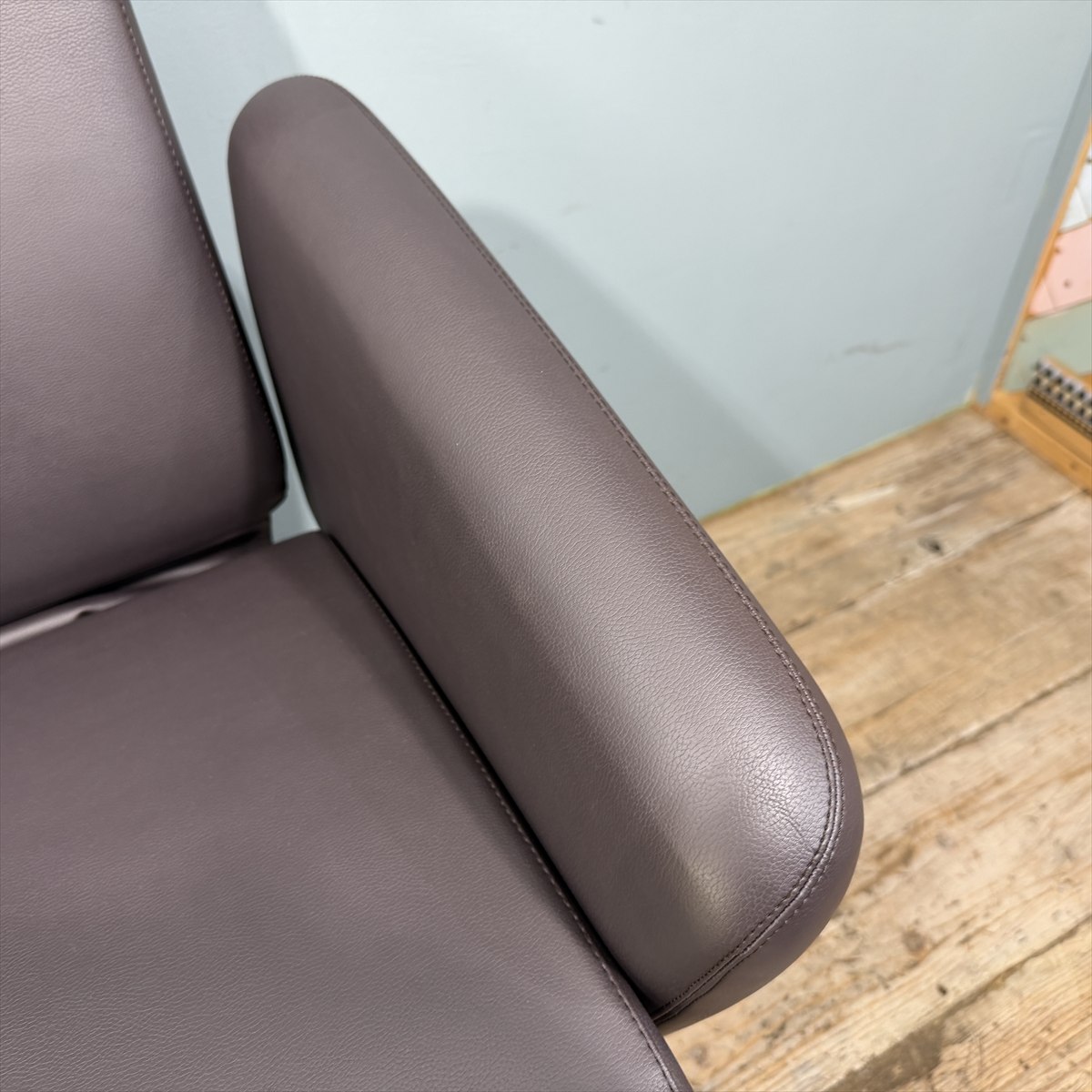 Alvin Sofa�ʥ���ӥ󥽥ե����˥�å��쥹��Ϣư