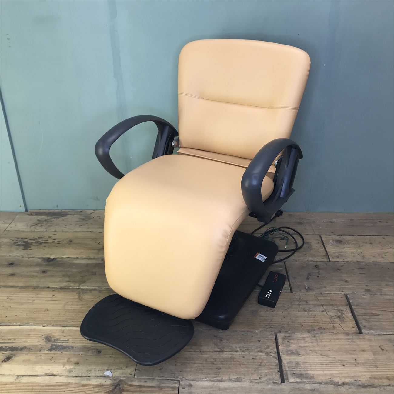 中古▶︎美容室 理容室 シャンプーチェアー