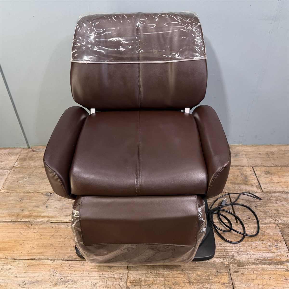 Stallion�ʥ����ꥪ��˭�A��+��Reserve�ʥꥶ���֡�RS002A
