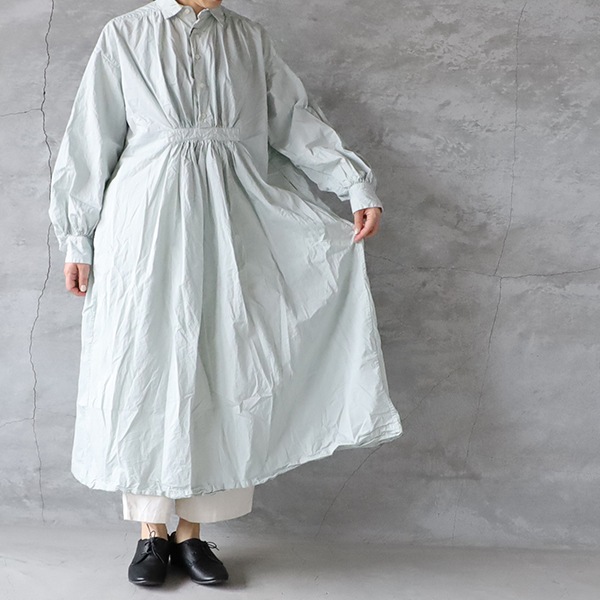 Veritecoeur ヴェリテクール VC-2679 シュリンクギャザーワンピース