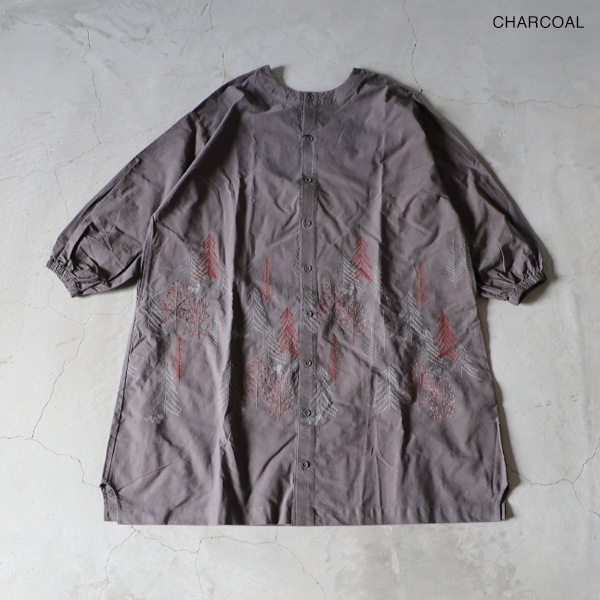 リリー♡ケーブルロゴ刺繍ポロワンピース LILY BROWN（リリーブラウン