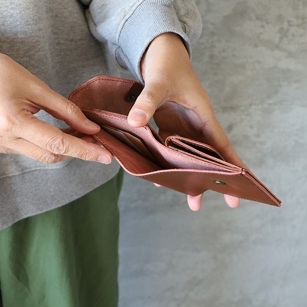 TIDEWAY NUME WALLET S チョコ 楽天市場】【かわいいWプレゼント付】 TIDEWAY タイドウェイ