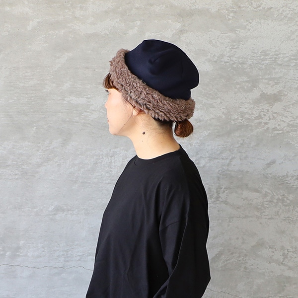 【mature ha.】ボアキャップ　ネイビー　ブラウン　新品 mature ha.マチュアーハ reversible beanie boa リバーシブル