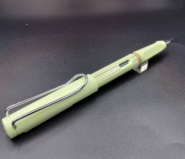 日本限定品 LAMY ラミー サファリ ストライプ グリーン L36MGST 万年筆