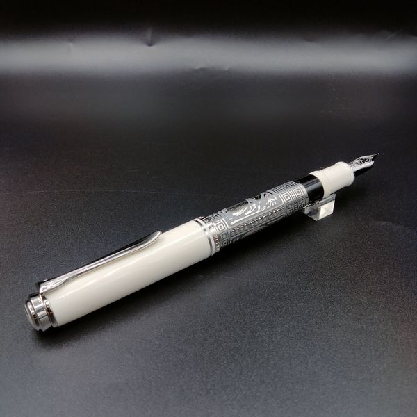 Pelikan ペリカン 特別生産品 トレド M910 ホワイト Toledo White