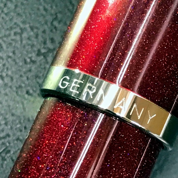 Pelikan �ڥꥫ�� ���������� �����٥졼�� M205 ��������ӡ� STAR RUBY ��ǯɮ