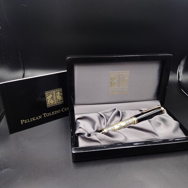 Pelikan �ڥꥫ�� M900 Toledo �ȥ�� ������������18��ڥ��� ��ǯɮ