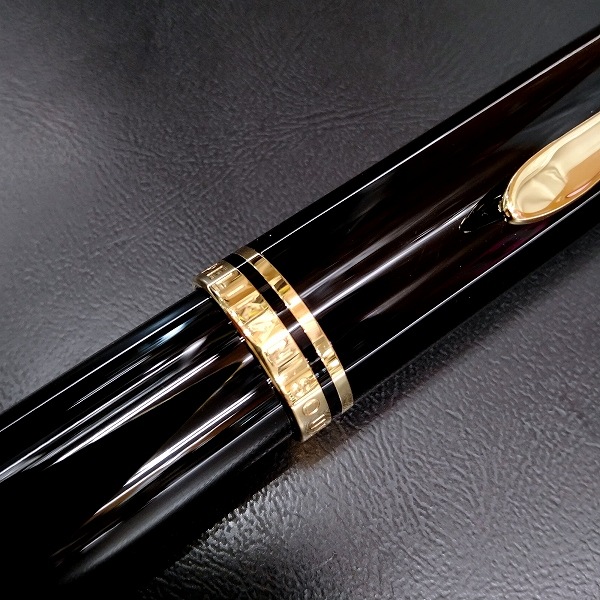Pelikan �ڥꥫ�� �����٥졼�� M1000 �֥�å� Black ������������18��ڥ��� ��ǯɮ