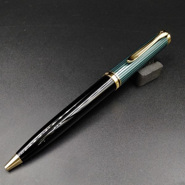 Pelikan �ڥꥫ�� �����٥졼�� K800 green stripe ���꡼�󥹥ȥ饤�� �ܡ���ڥ�