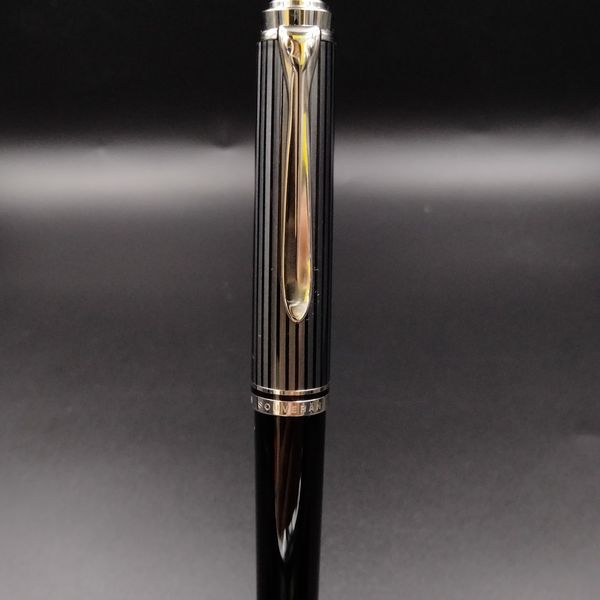 Pelikan �ڥꥫ�� �����٥졼�� K805 ����С��ȥ�� black stripe �֥�å����ȥ饤�� �ܡ���ڥ�