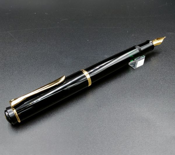 Pelikan �ڥꥫ�� ���饷�å� M200 �֥�å� 24�⥴����ɥץ졼�ȥ�������ڥ��� ��ǯɮ