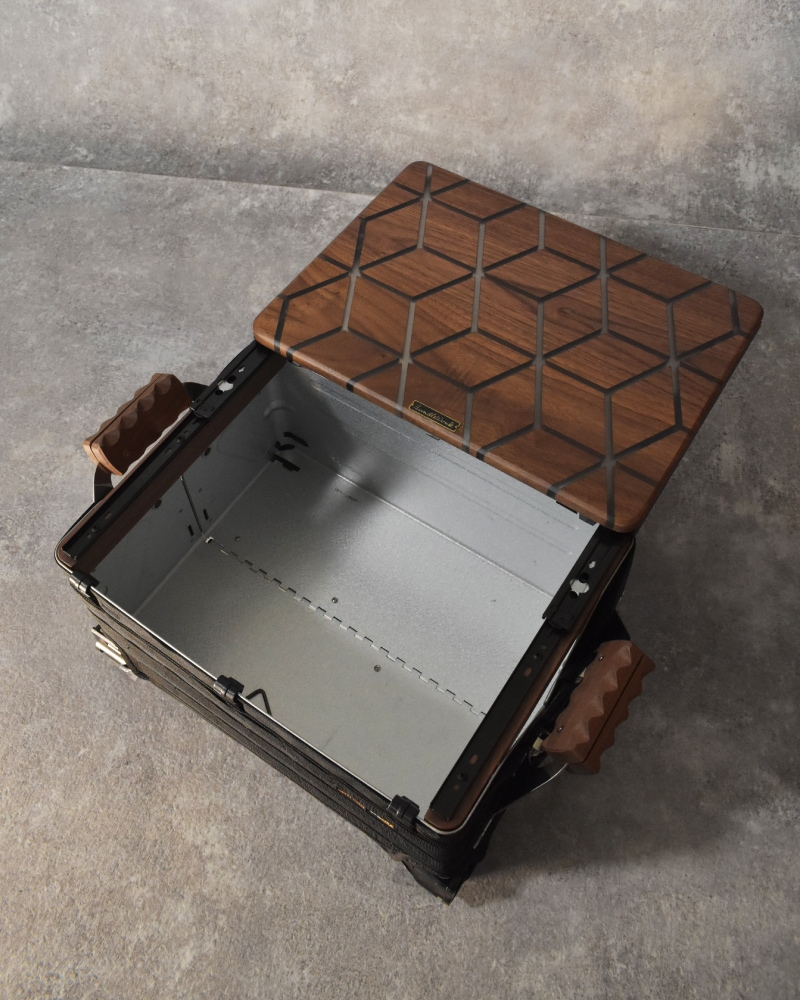 【訳あり傷あり30番】シェルコン50天板レール付き HARIGANE CLEAR シェルフコンテナ 三脚天板 ウォールナット&レジン※生産予定未定