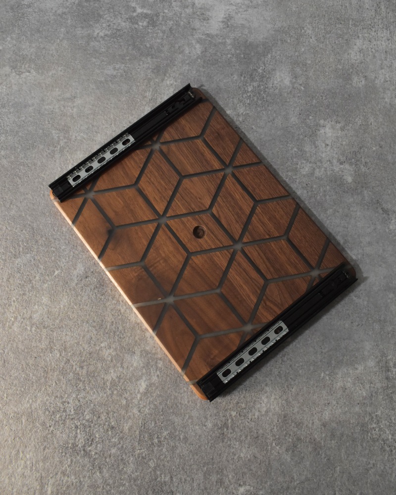 【訳あり傷あり30番】シェルコン50天板レール付き HARIGANE CLEAR シェルフコンテナ 三脚天板 ウォールナット&レジン※生産予定未定